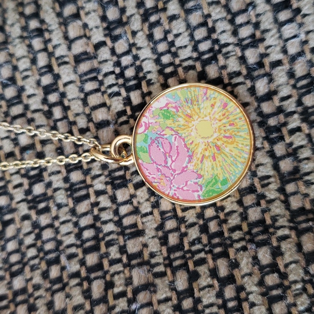 🌸Lilly Pulitzer - Picture 2 of 5